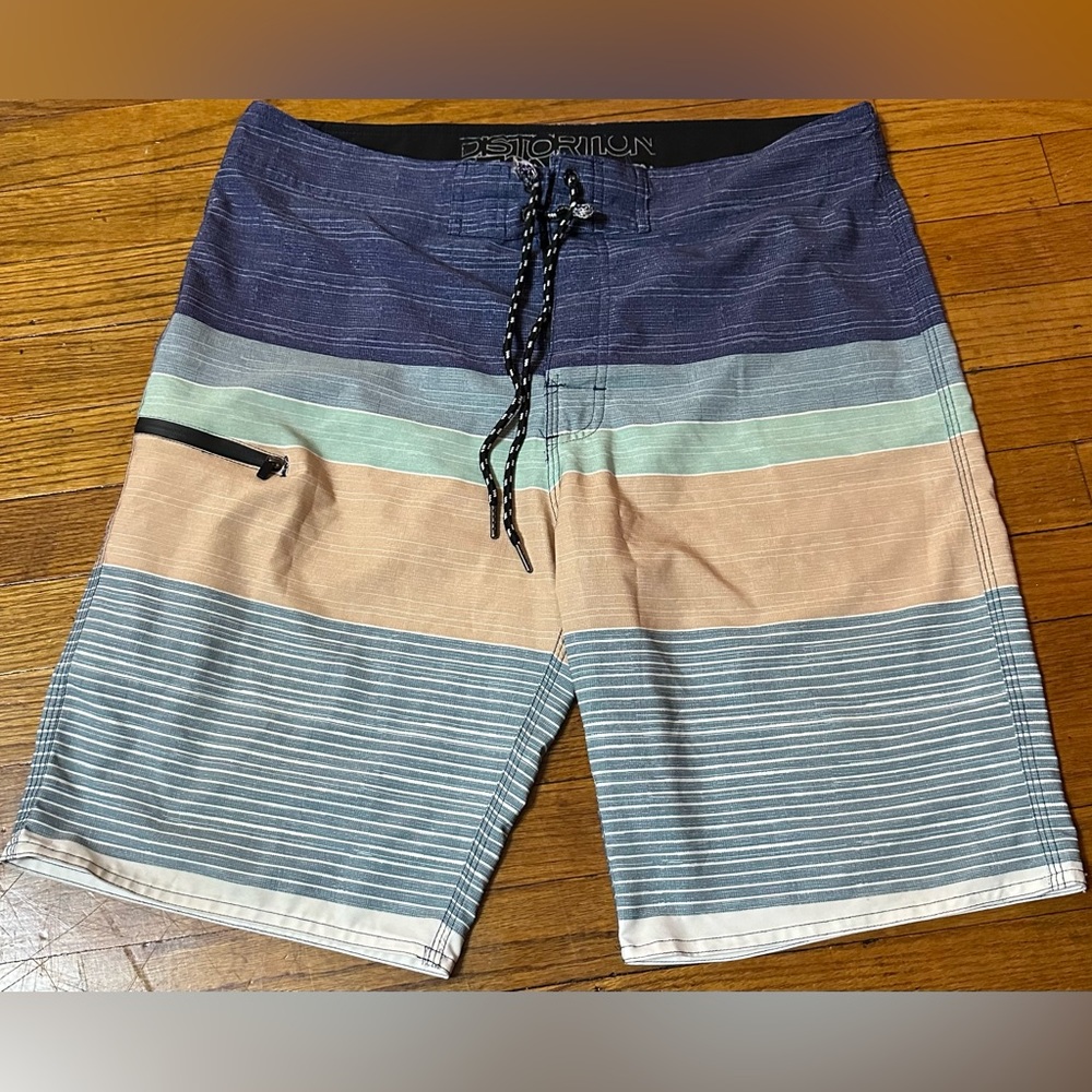 DISTORTION‎ SWIM TRUNKS SIZE L